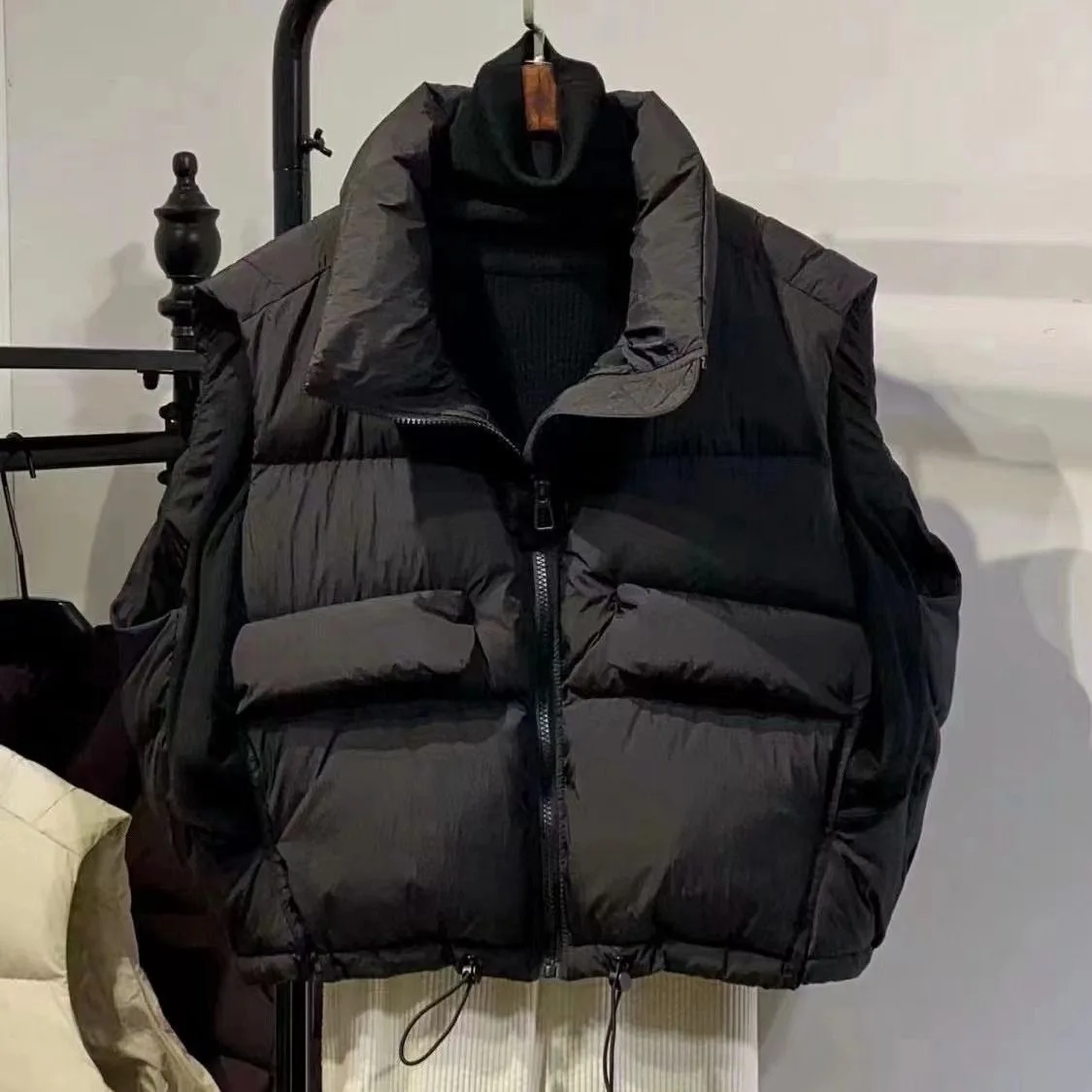 Autumn Puffer Jacket Loose Down Jacket Drawstring Women Casual Warm Thick Coat Sleeveless Waistcoat Stand Collar Puffer Jacket