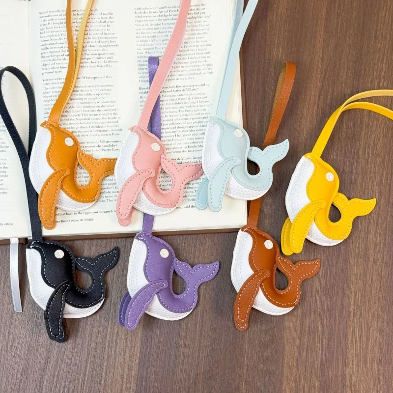 

Брелок из искусственной кожи с китом, подвесное украшение для сумки, игривые аксессуары для сумок и кошельков, брелки в подарок