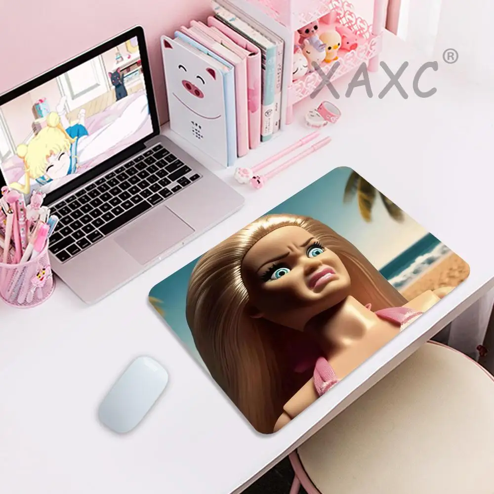 Cute and Funny Doll Face Mouse Pad Small Office Table Mat Computer Accessories Washable Non-slip Rubber with Precision Lock Edge