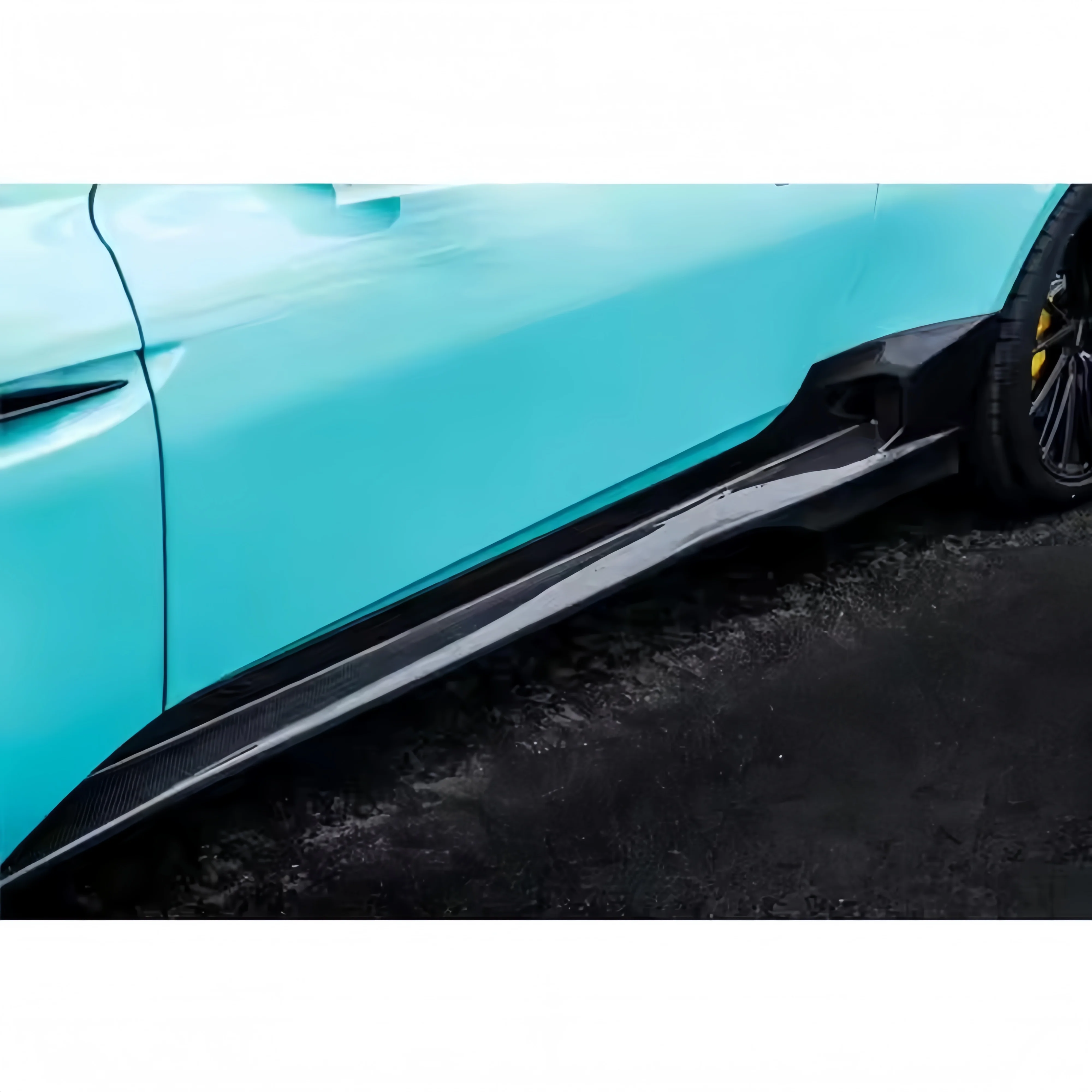 

Suitable for Aston Martin DB11 Modification Upgrade PK Style High-quality Dry Carbon Fiber Side Skirts and Skirt Body Parts