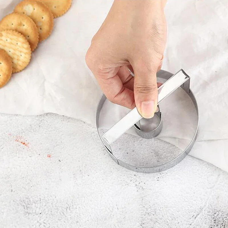 New Round Stainless Steel Cookie Mold Manually Press Biscuit Cake Decoration Tool DIY Biscuits Cutters Kitchen Baking Tool