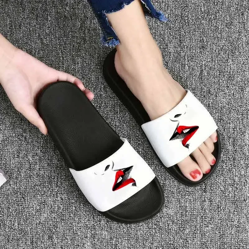 

Cartoon lip Women Slippers Cute Red mouth Home Slippers Summer Sandals Slides Women Shoes Flip Flops Sandalias Mujer