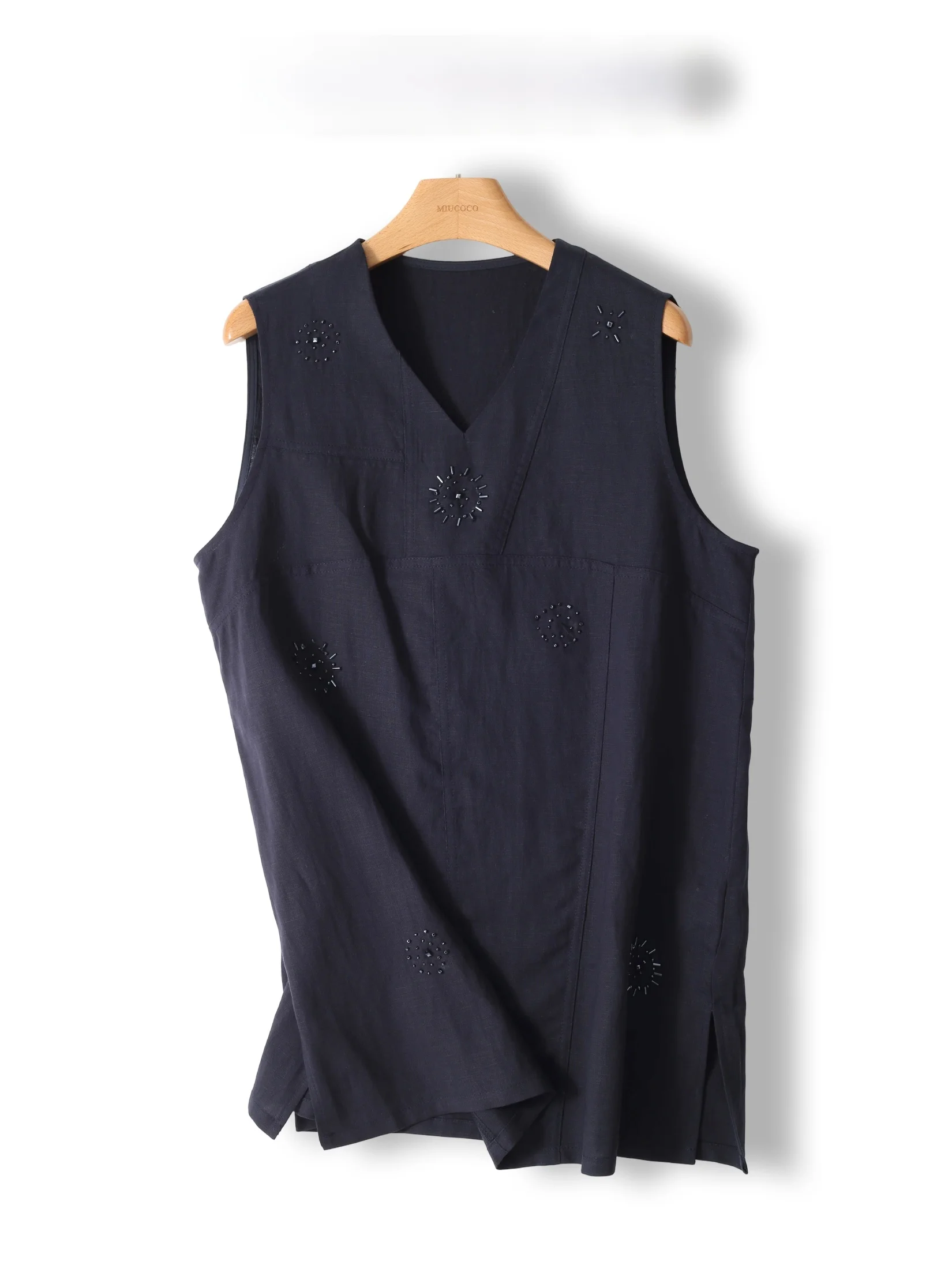 

Style V-Neck Embellished Heavy-Duty Sleeveless Jacket Women's Fashionable Summer Shirt Elegant Trendy Outerwear
