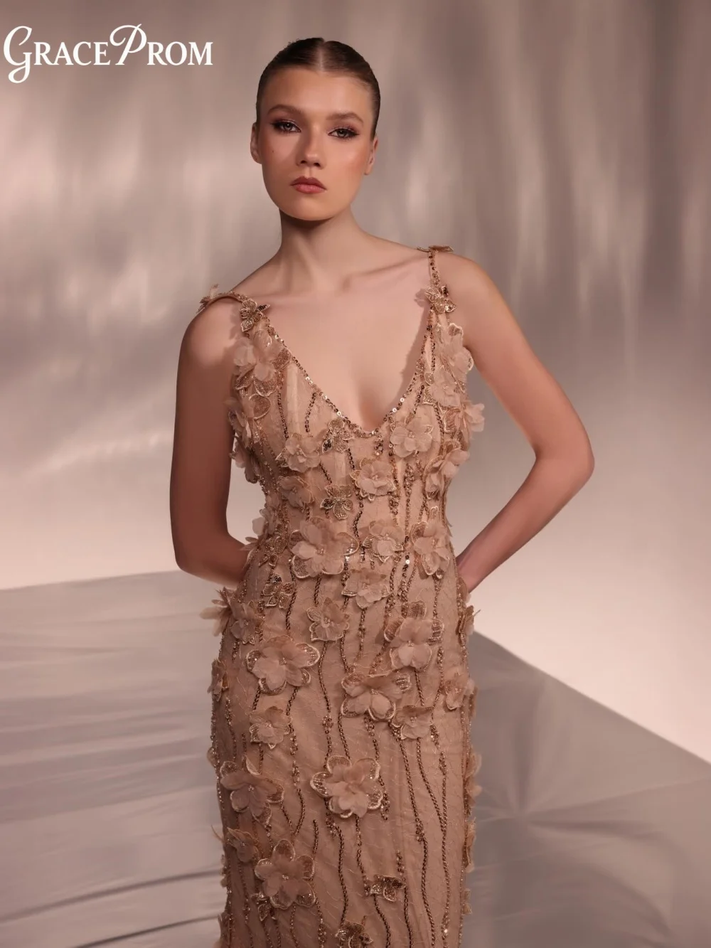 

Opulent Nude Gown Deep V Spaghetti Strap Vertical Gold Beading 3D Floral Mesh Evening Dress 2026 For Wedding Guests فساتين سهرة