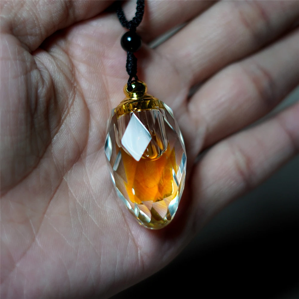 Ciondolo con olio essenziale d - Body Jewelry Co recensione e prezzo