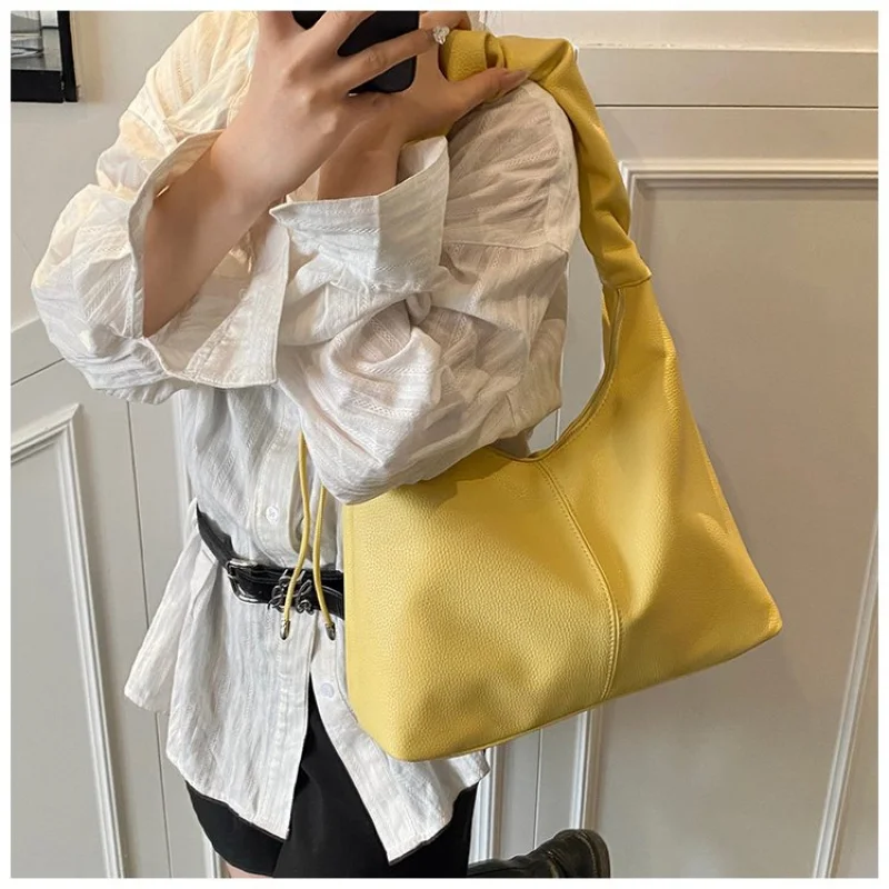 

Elegant Small Fashion Handbag For Women Premium PU Leather Crossbody Bag Adjustable Strap