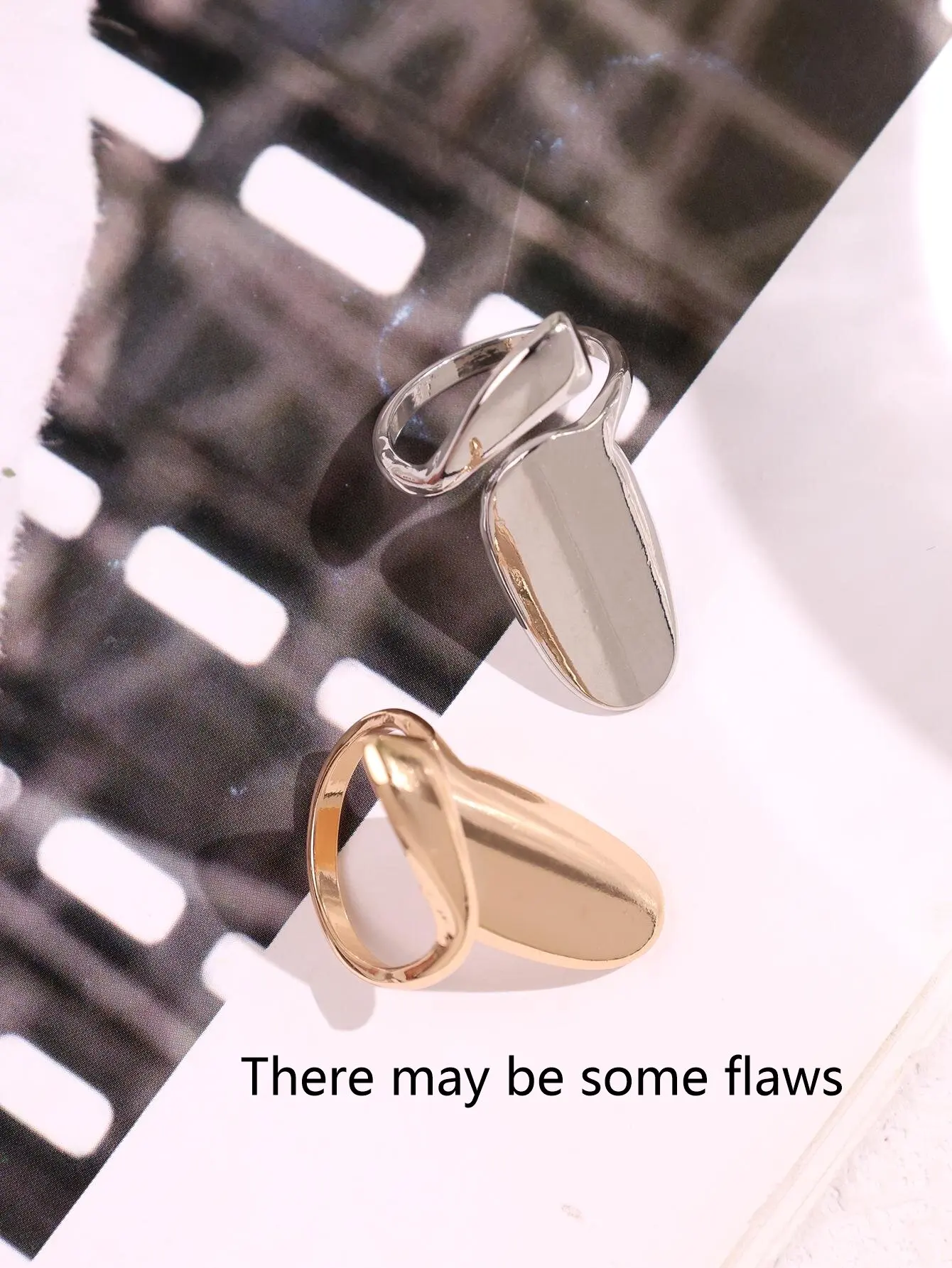 Minimalist Asymmetrical Finger-Ring Nail Art Artistic Almond-Shaped Unique Women's Jewelry—Perfect for Parties Banquets Vacation