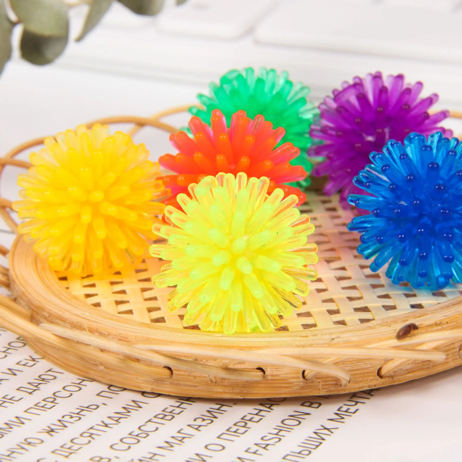 Mini 2,5cm Igel-Massageball, Yoga-Fußmassagegerät, Holunder-Massageball, Stressabbau-Spielzeug, Fidget-Spielzeug