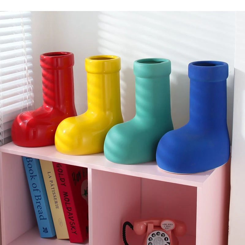 Boots Shaped Ceramic Vase Desktop Simplicity Flower Arrangement Hydroponic Household Decoration