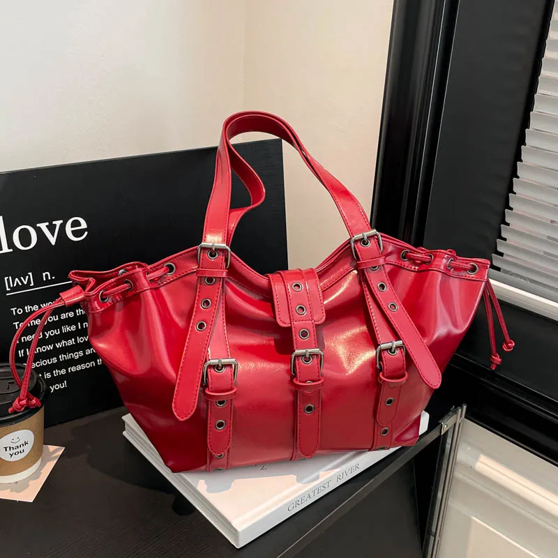 

Женская сумка через плечо в стиле локомотива, большая вместительная сумка-тоут из натуральной кожи, модная сумка для ежедневных поездок, сумка-хобо.