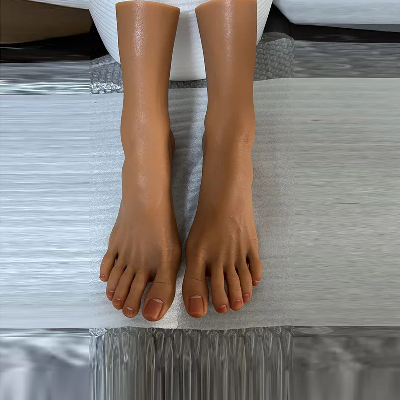 

Silicone Foot Model High Quality Simulation 1:1 Female Mannequin Feet Fetish Footjob Nail Art Practice Color 4