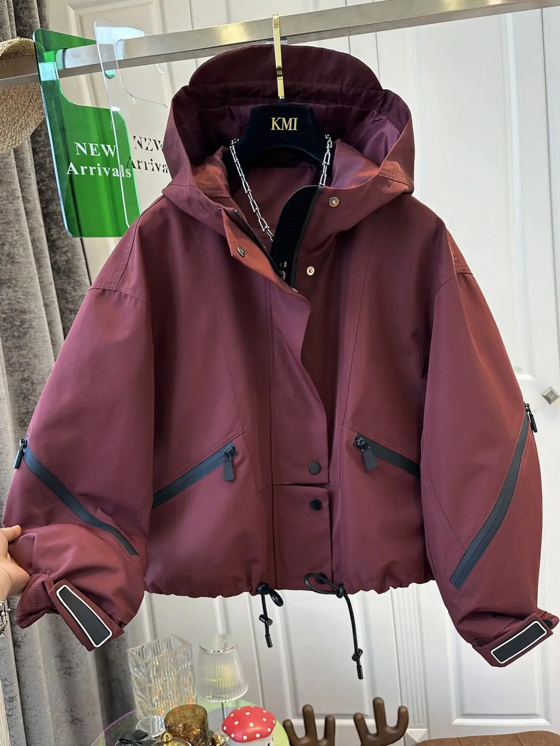 

Короткая рабочая одежда, морозостойкая куртка для женщин, зима 2025, новая свободная повседневная модная хлопковая куртка