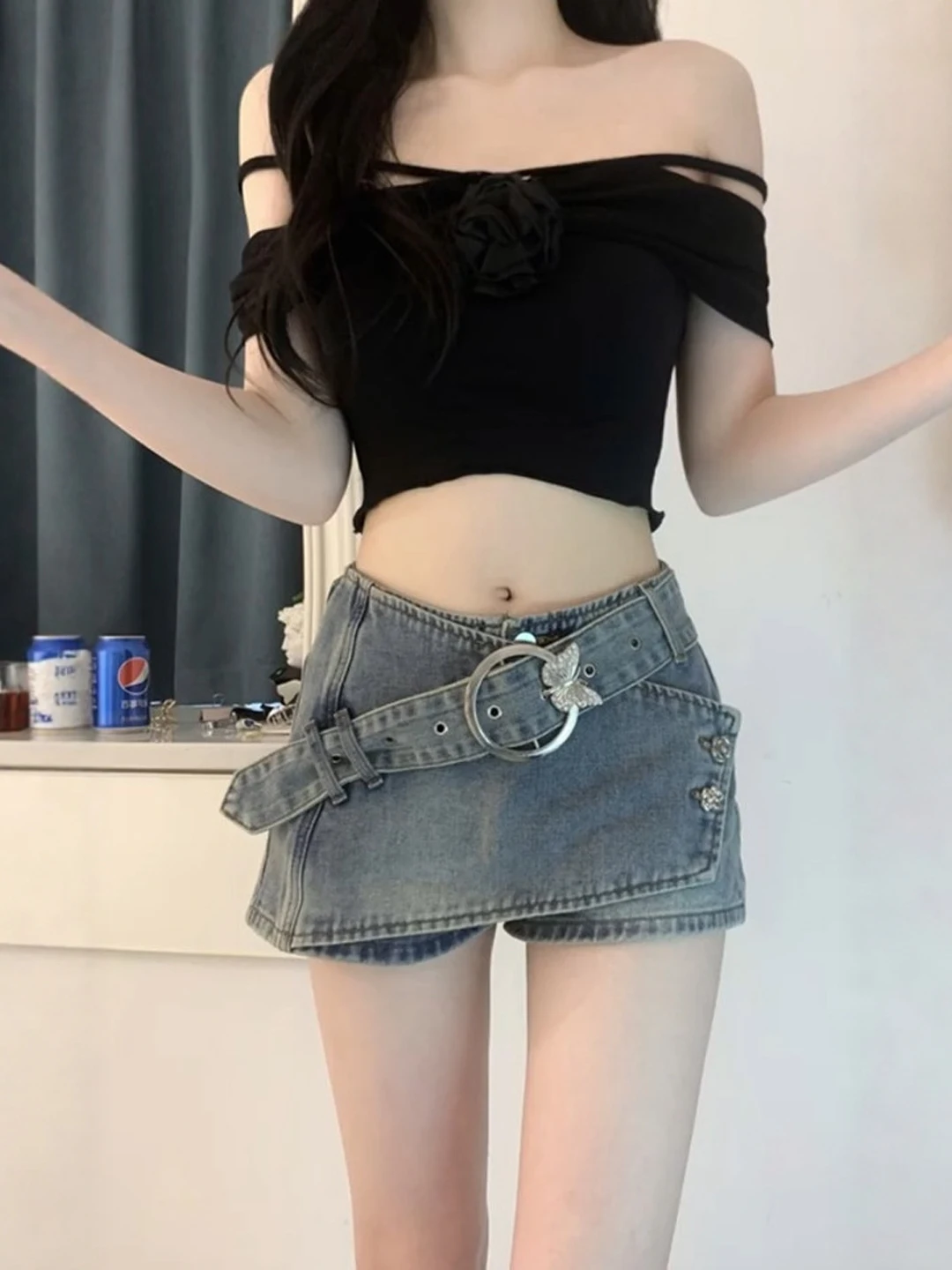 

Low Waist Asymmetric Women's Jeans Summer 2026 New Design Spicy Girl Loose Fit Wide Leg Pants Casual Commute Style