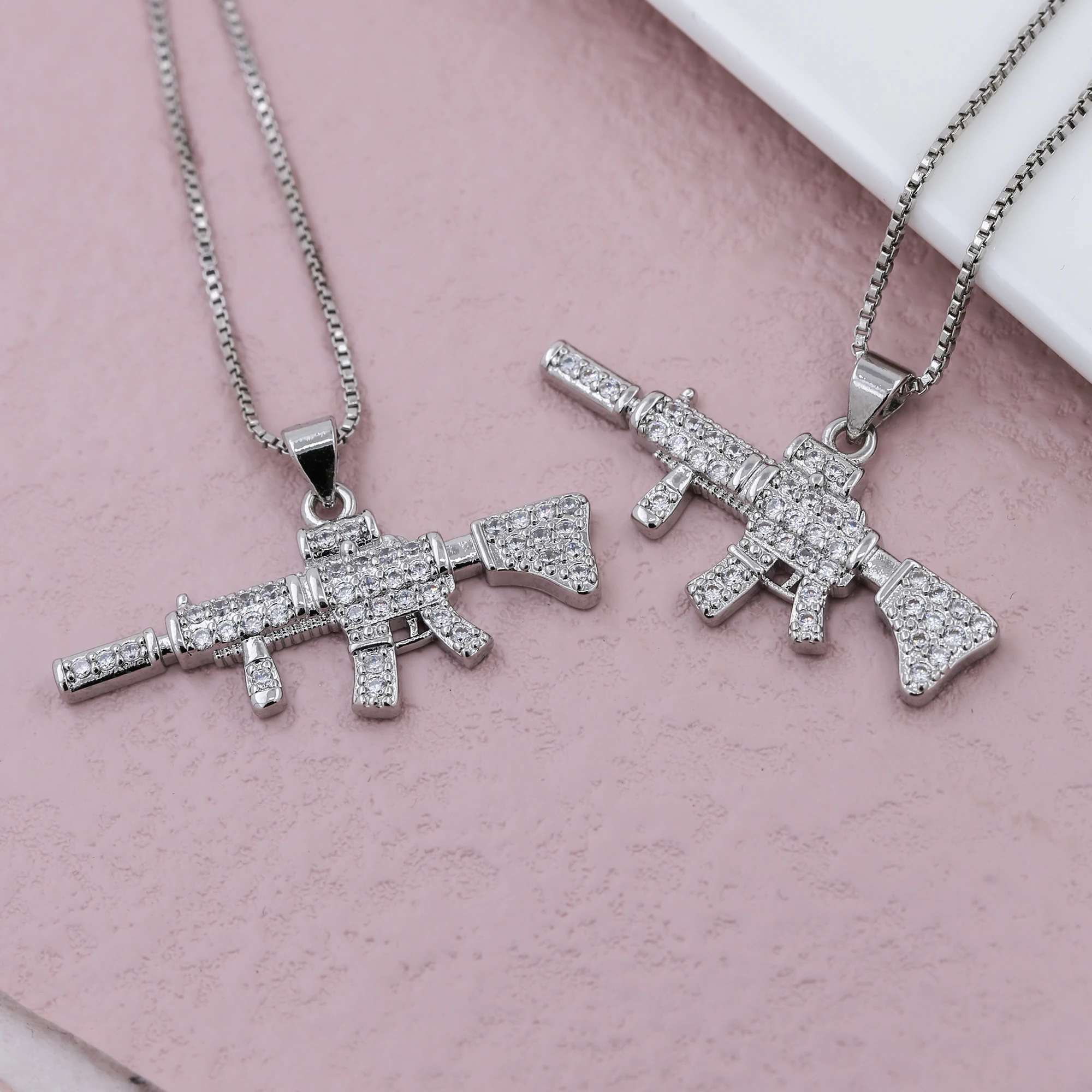 Fashion  Hip Hop Rock Punk Blingling Iced Out Pistol Pendant Submachine Gun Necklace Men Cool Street Party Jewelry Gift