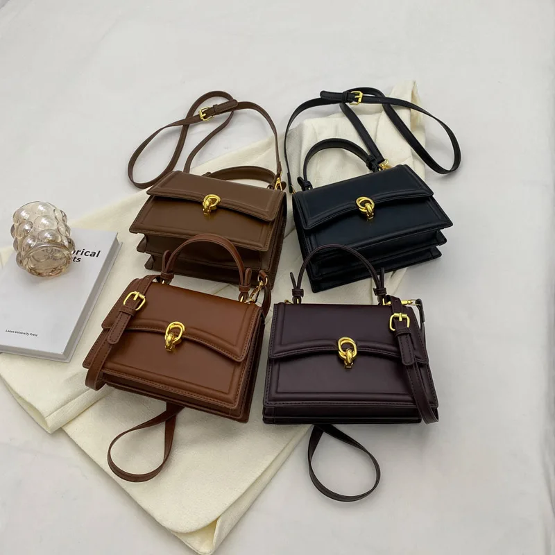 Small Leather Flap Crossbody Bags for Women 2023 Latest Trend Designer Retro Small Handbags Fashion Female Shoulder Bag