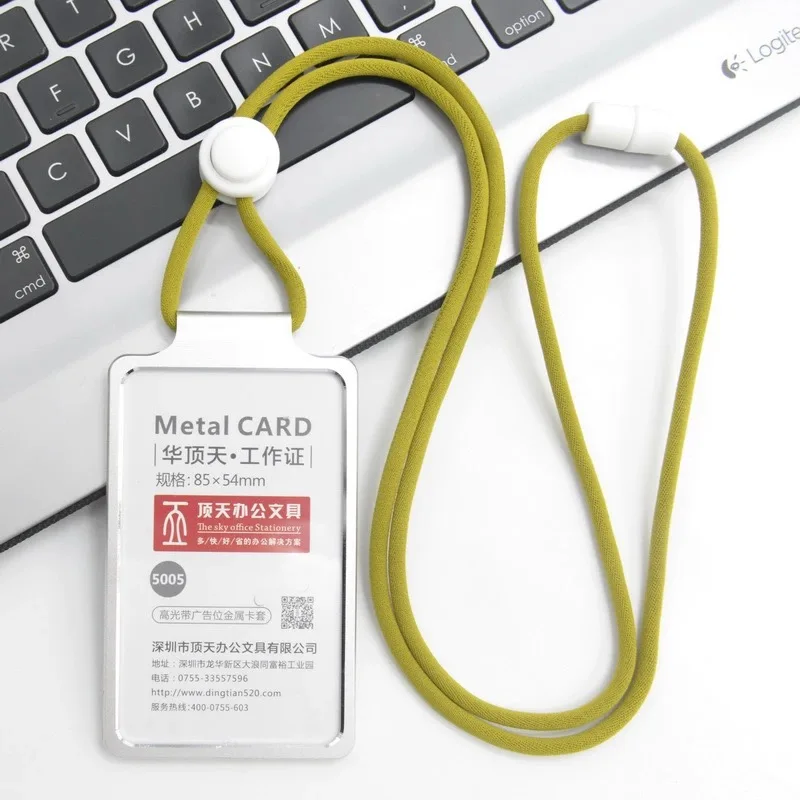 

Factory Price Metal Card Holder with Lanyard Easy To Pull Work Name Card Cover Exhibition License Work License