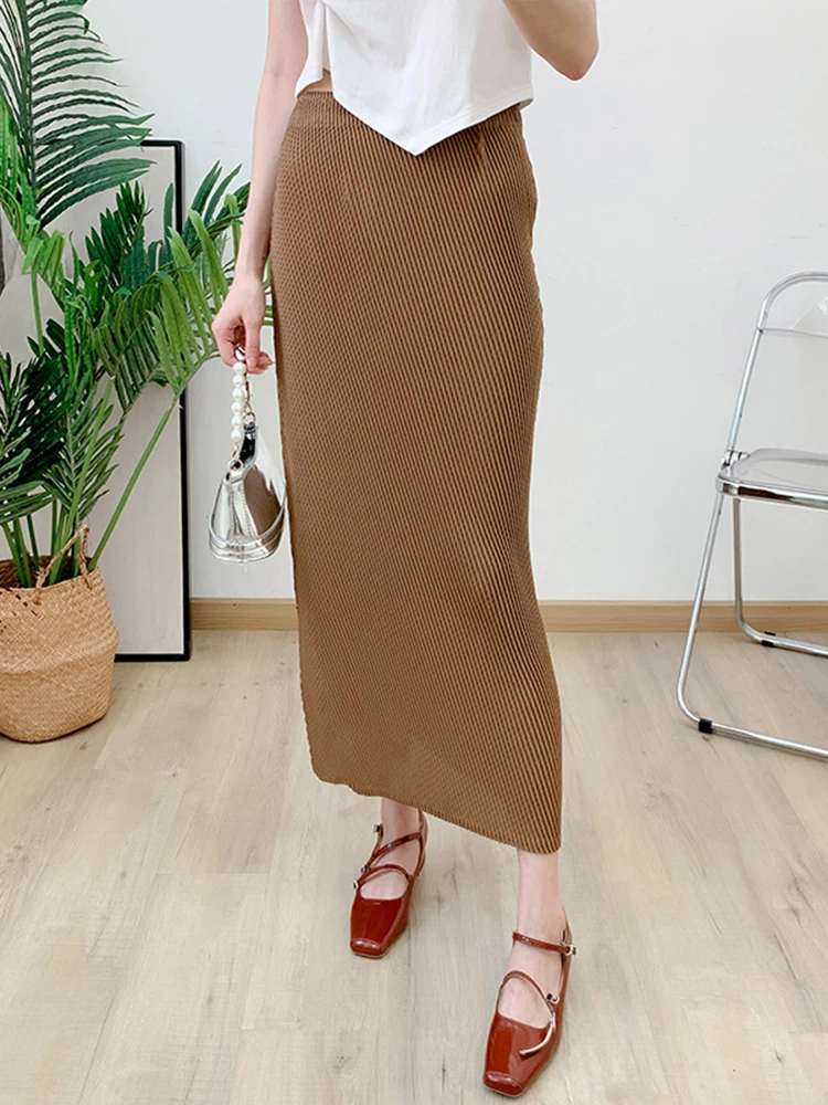 GVUW Pleated Women Skirt Casual Fashion Elastic Waist Solid Color New 2024 Summer Split Versatile Simplicity Clothing 17G5993