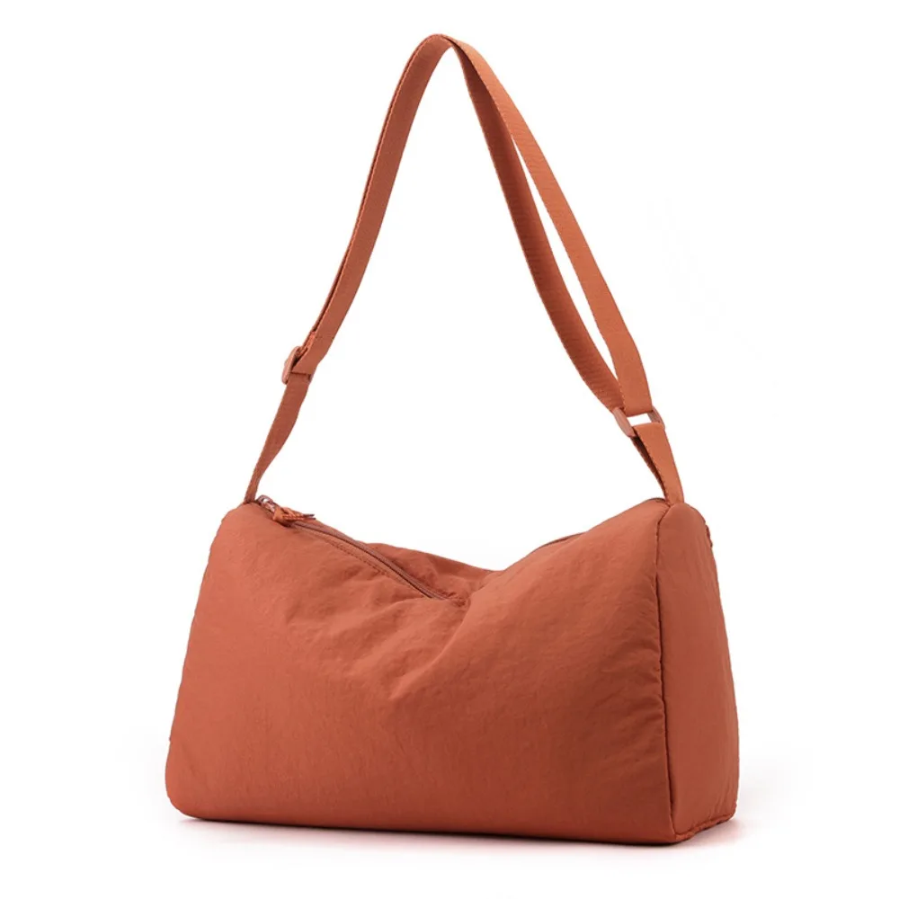 

Portable Korean Style Versatile Shoulder Bag Large Capacity Solid Color Simple Crossbody Bag School Bag Dumpling Bag Ladies