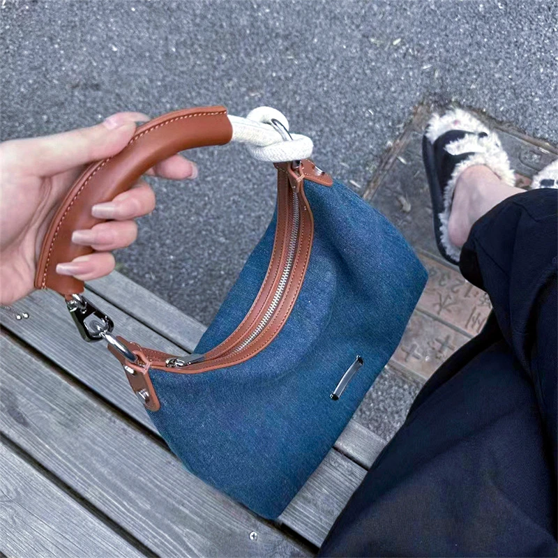 Denimowe torby na ramię dla kobiet 2024 luksusowe markowe torebki i torebki niebieskie pod pachami Hobos Casual Street Crossbody Totes