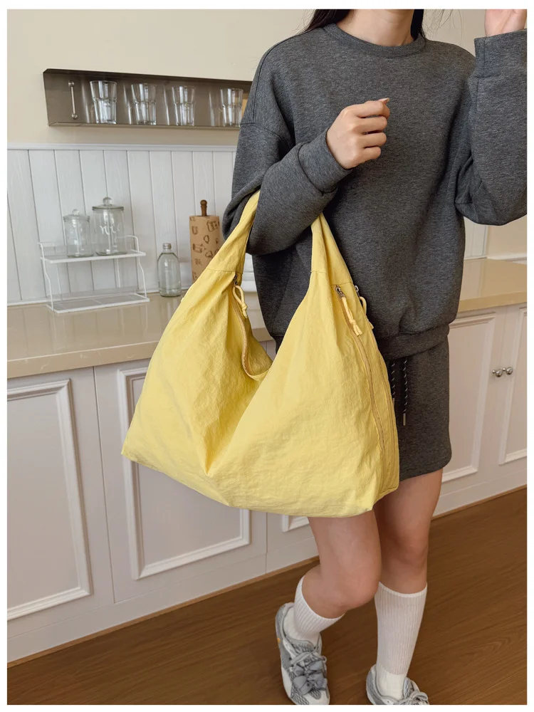 Lässige Nylon-Umhängetasche mit mehreren Taschen, Doppelreißverschluss, hohe Kapazität, Einkaufstasche, 2025, modische einfarbige Handtaschen, Einkaufstasche – Detail 14