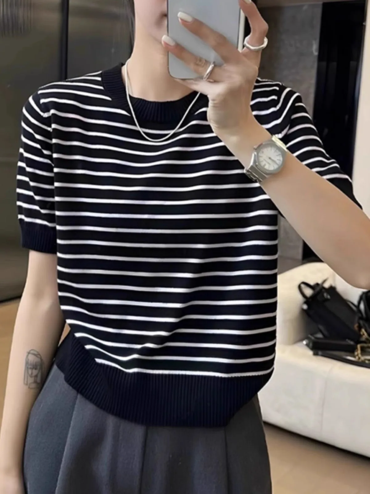 

Temperament with classic black and white striped ice silk knitted short sleeve women's summer thin Tencel T-shirt cotton blouse