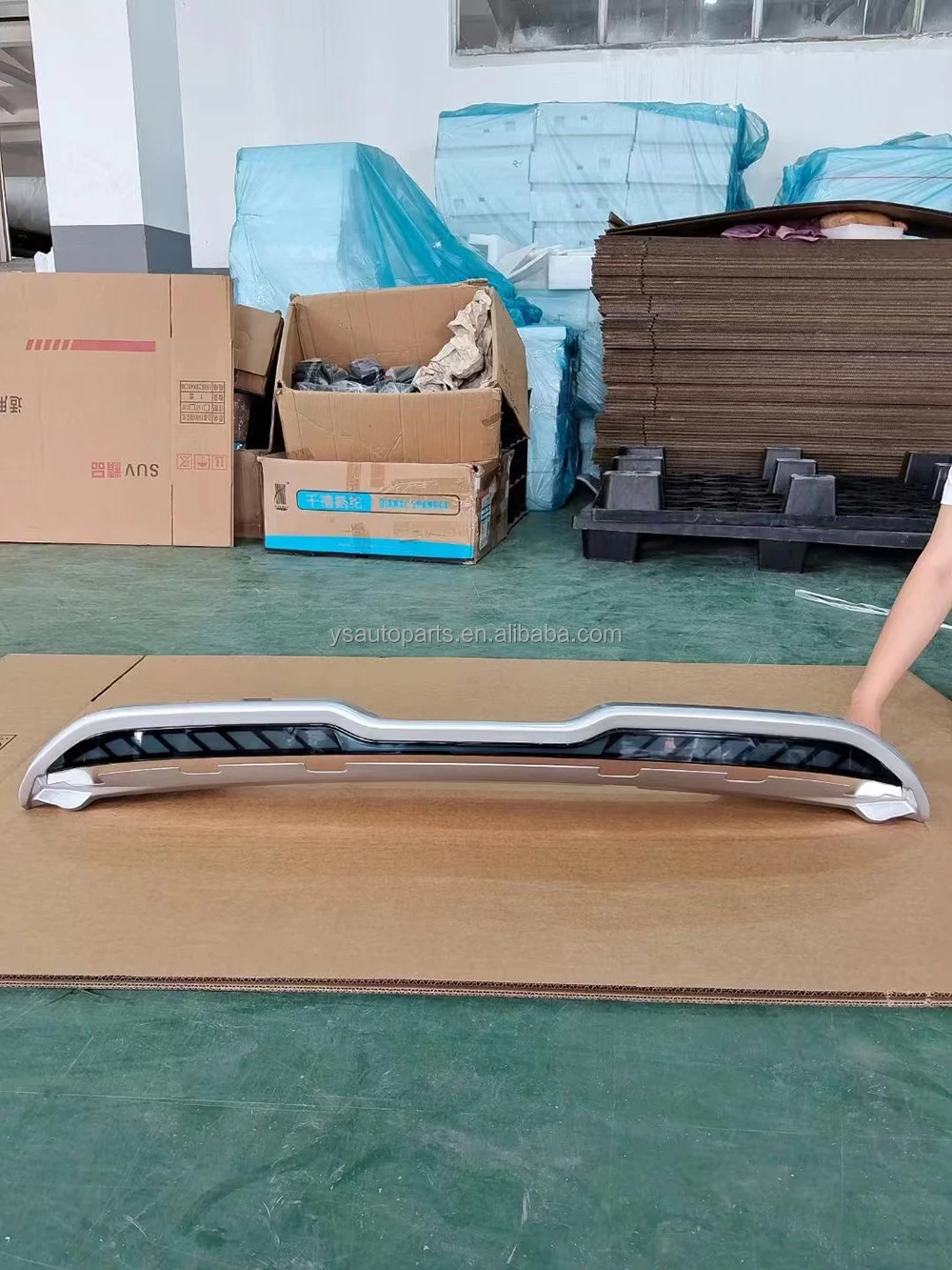 Auto body parts Spoiler with LED for Pajero V93 V97