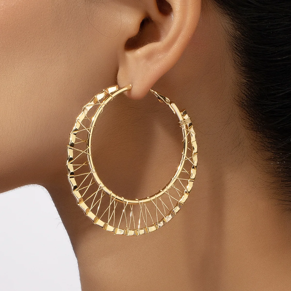 Geometric Hollow C Earring Women Girls Gifts Fashion Jewelry Accessories Hot Sale Party Gift 2024 New Style