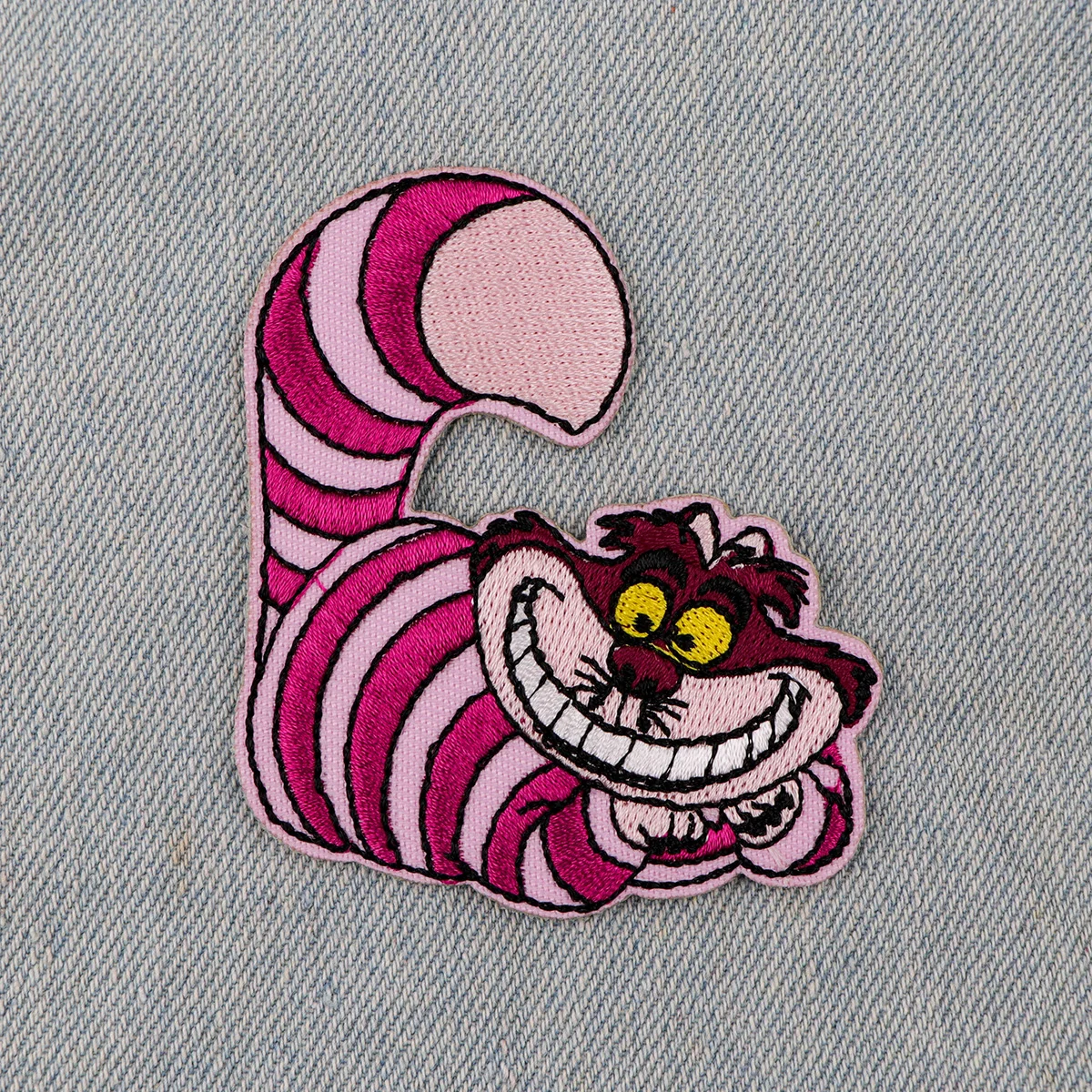 Kawaii Cheshire Cat DIY Embroidered Iron On Patches Badges Patchwork Sewing Applique Jacket Backpack Badges