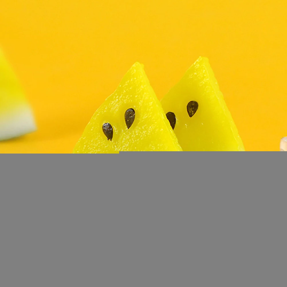 

6 Pcs Simulated Watermelon Slices Fake Fruit for Decoration House Mini Fruits Models Desktop Resin
