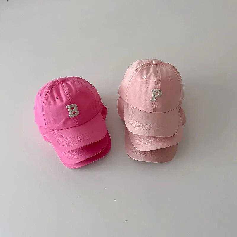

Корейские розовые детские бейсболки, модные простые кепки с надписью для мальчиков и девочек, регулируемые кепки с утиным языком, повседневные спортивные козырьки на открытом воздухе