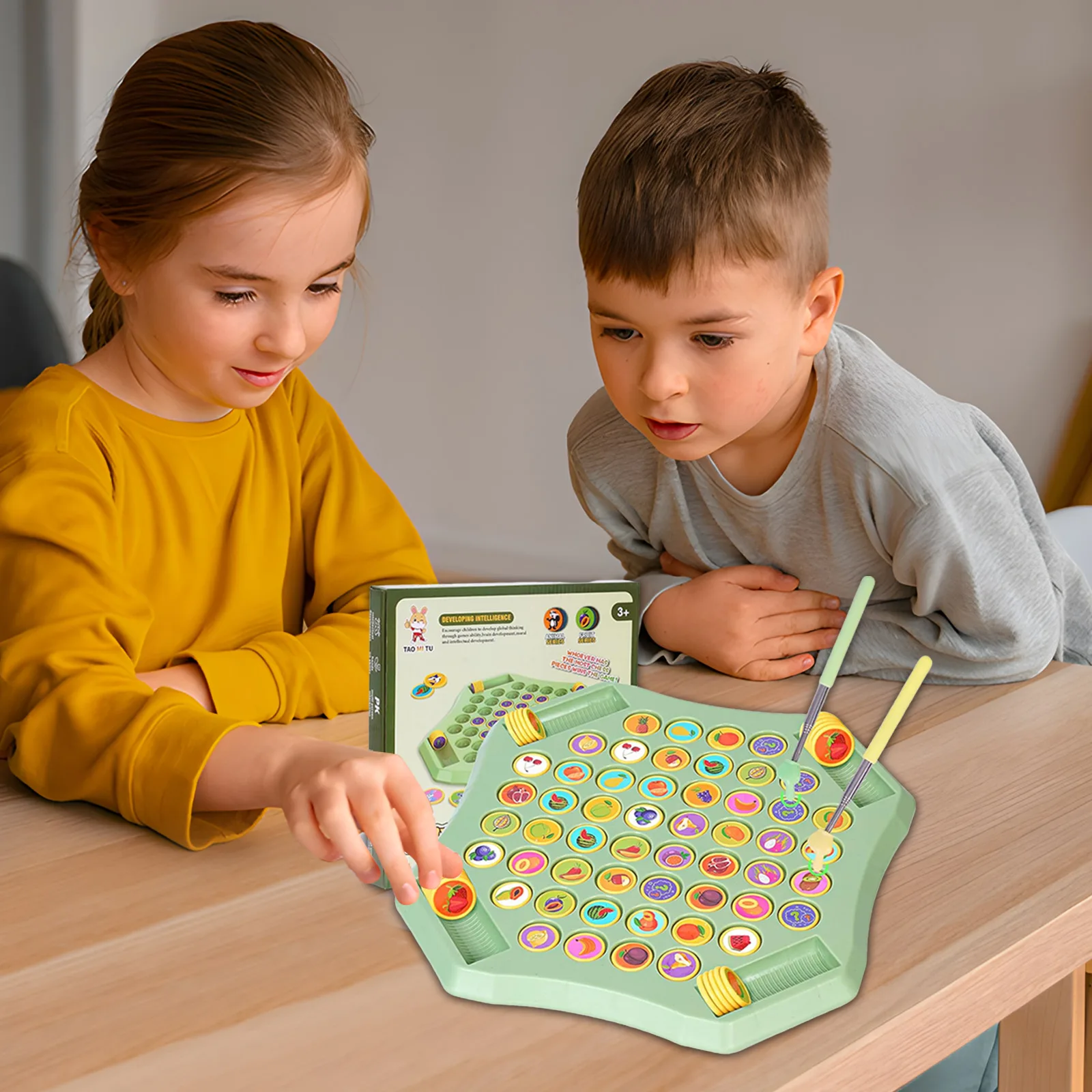 

2025 игрушек для маленьких девочек 3-4 лет, настольная игра для детей, 54 шт., флип-игра на память, соответствующая доска, образовательное здание на память