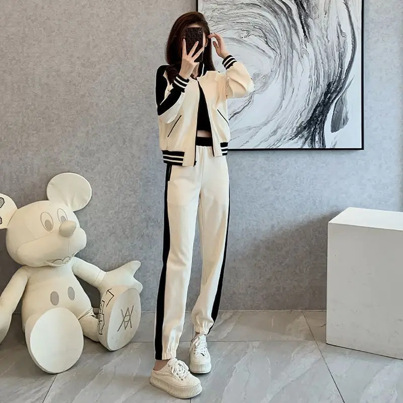 

2025 Spring and Autumn Korean Version Slimming New Sports and Leisure Fashion Top Wide Leg Pants Two-piece Set