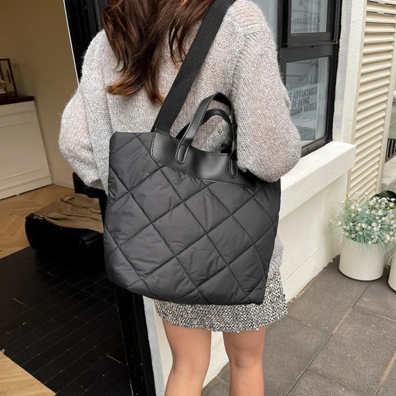 Luxury Brand Leather Women's Tote Bag Fashionable Popular Classic Elegant Paris Designer Daily Vintage Bag