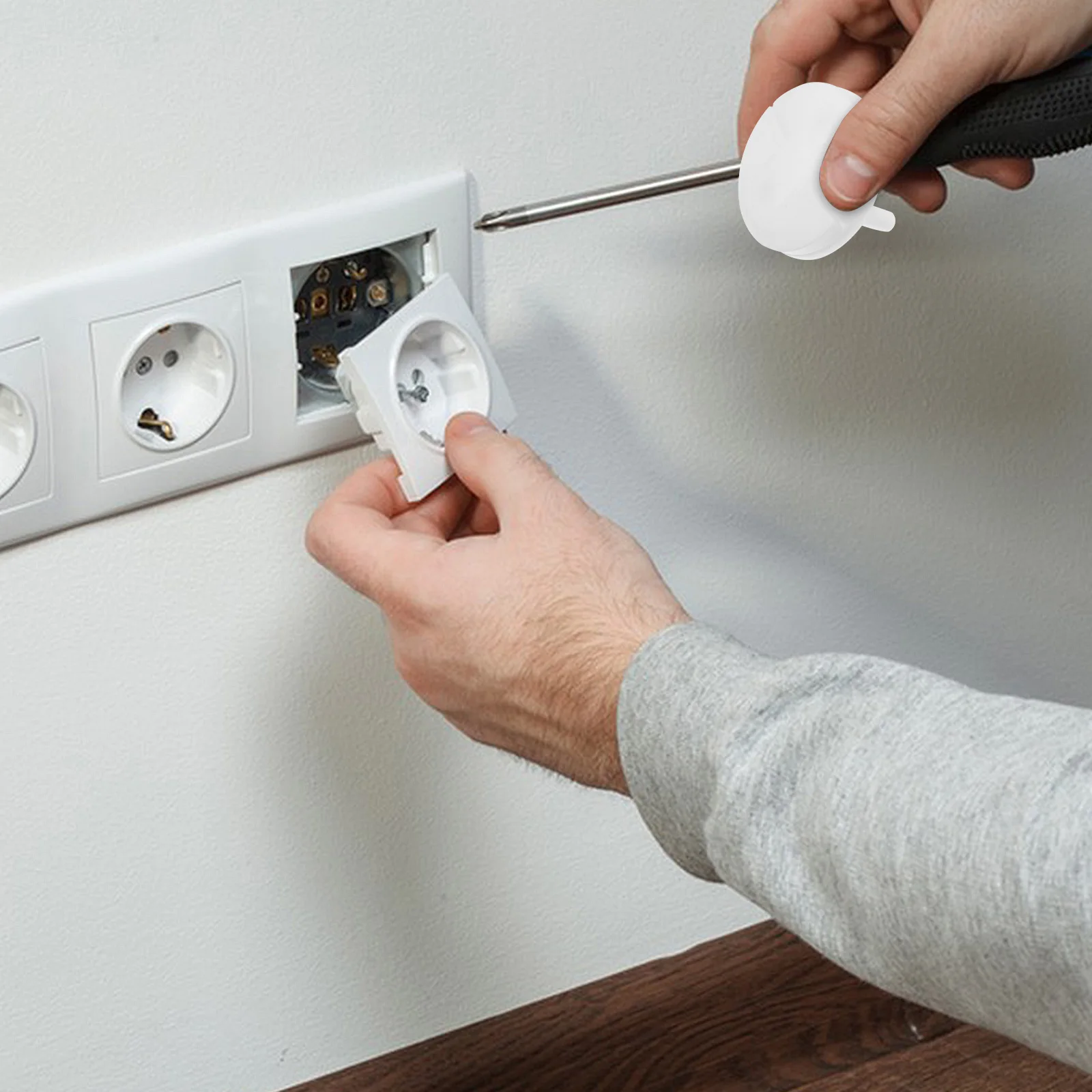 20 Pcs Socket Protection Cover Childproof Covers Outlet Protectors Cap Safety Plugs Caps White Electrical