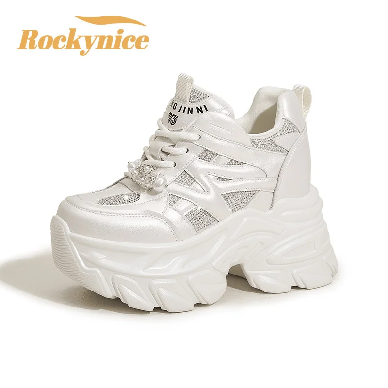 

Осенние кроссовки на высокой платформе, спортивная обувь для папы на каблуке 10 см, женская вулканизированная обувь, блестящие массивные кроссовки со стразами