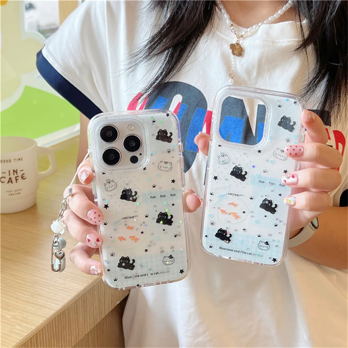

Fashion Cute Black Cat Fish Phone Case For iPhone 16 Pro 13 14 15 Pro Max Cover with Chain Cartooon Protective Cases