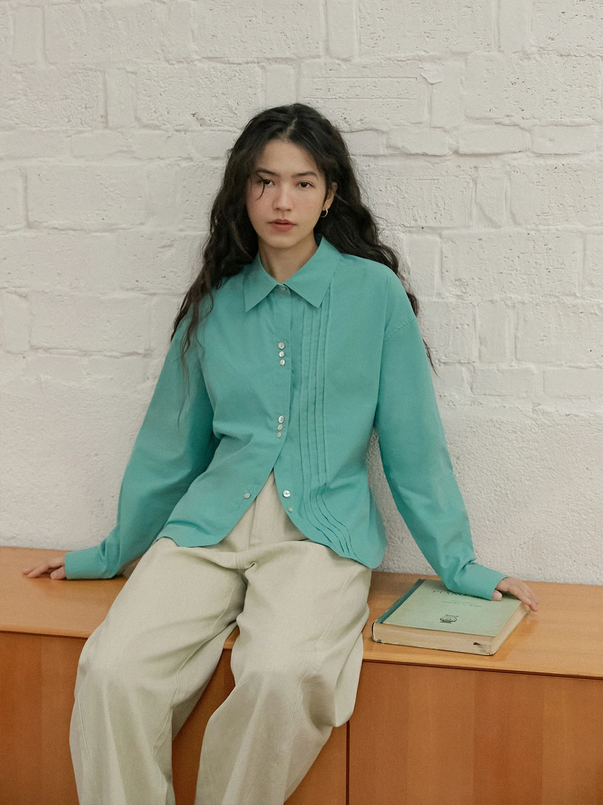 

Женская винтажная верхняя одежда LLANO с поясом на талии, из хлопка, с длинными рукавами, отложным воротником, дышащая, для осени и зимы