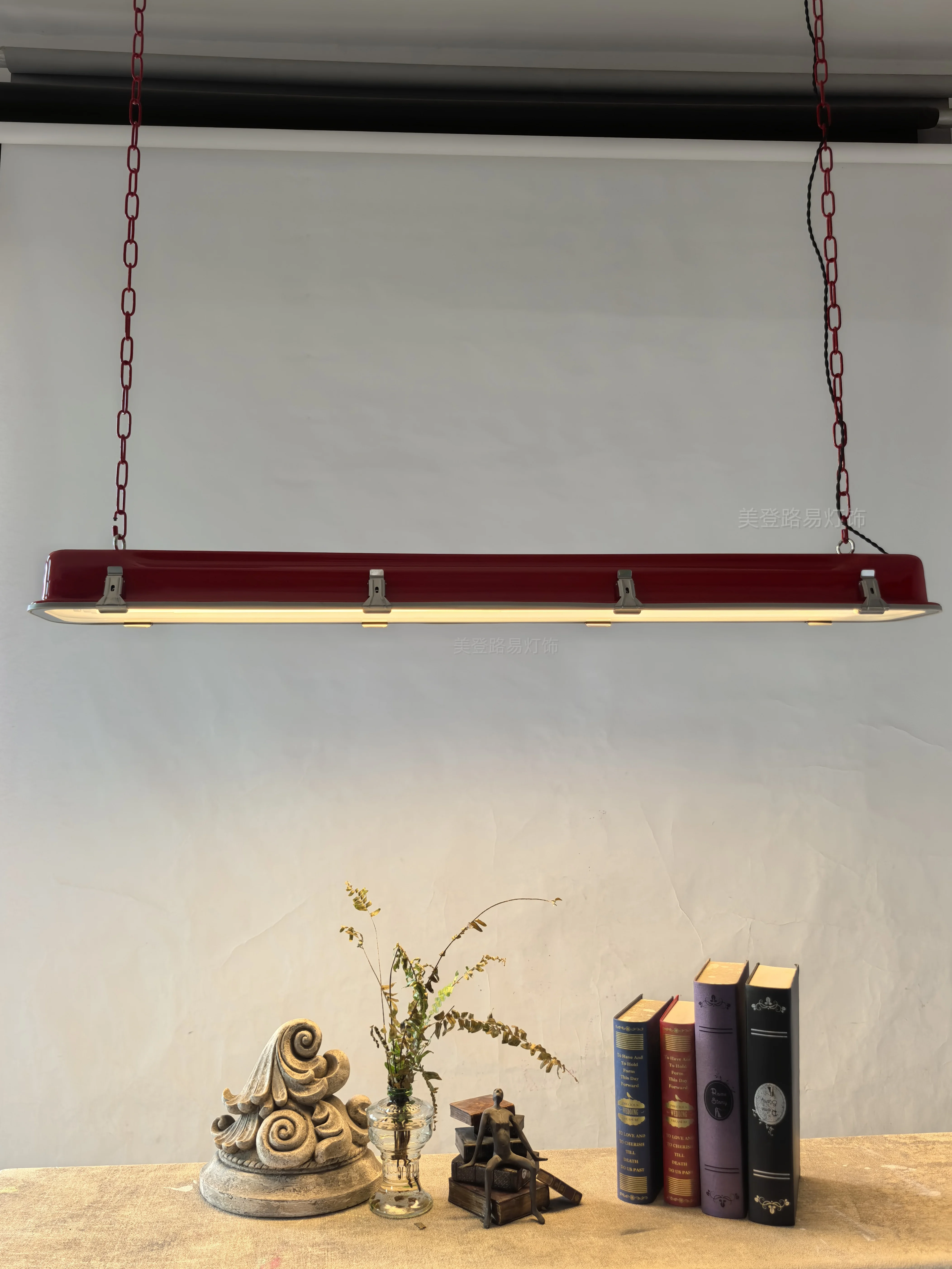Medieval retro industrial restaurant bar cafe bar creative red chandelier creative personality designer lamps