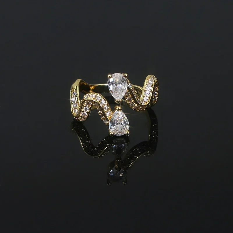 New Arrived Fashion Women Finger Jewelry Open Adjusted Big Sparking Tear Drop CZ Paved Wave Band Rings