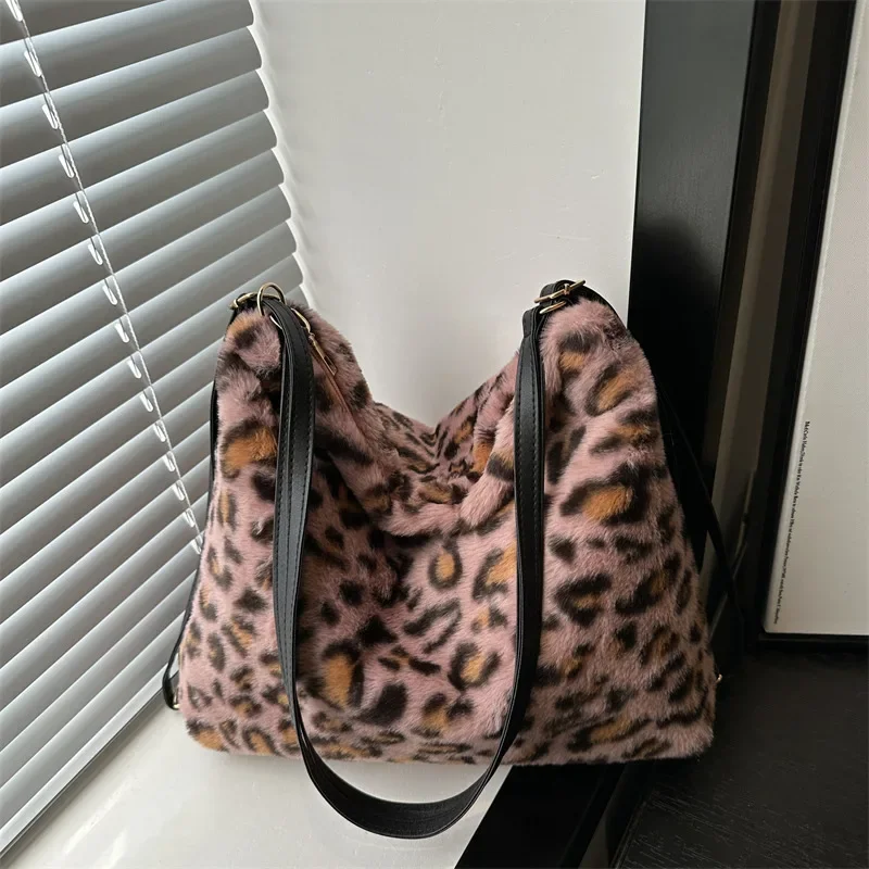 Winter Furry Bag 2024 New Popular Leopard Print Women's Backpack Multi-use Single Shoulder Tote Bag Tide