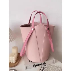 Pink Bucket Bag Ladies 2025 new this year's popular large capacity casual hitchhiker shoulder crossbody bag