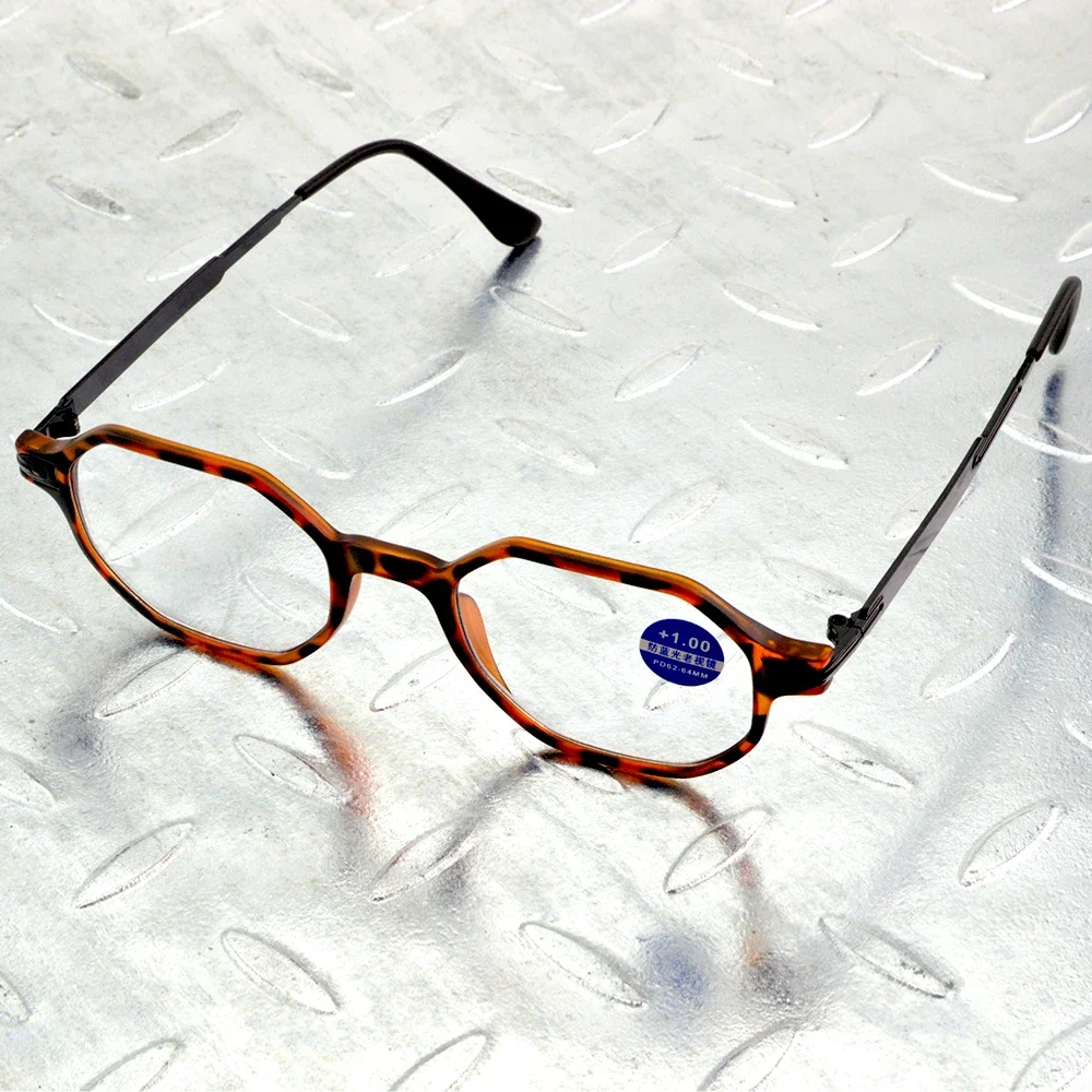 Retro 6-sided Type Leopard Aspherical Anti Fatigue and Ray Multilayer Coating Men Reading Glasses Women +0.75 To +4