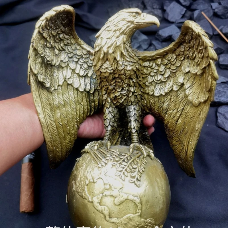 Bronze retro eagle ornament domineering bald eagle creative home collection ornament