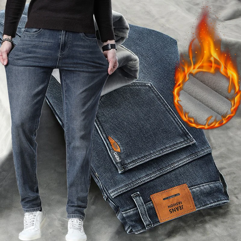 

Зимние флисовые утепленные мужские джинсы: деловой повседневный стиль, приталенный крой, теплые, на флисе, модные, универсальные для работы и прогулок