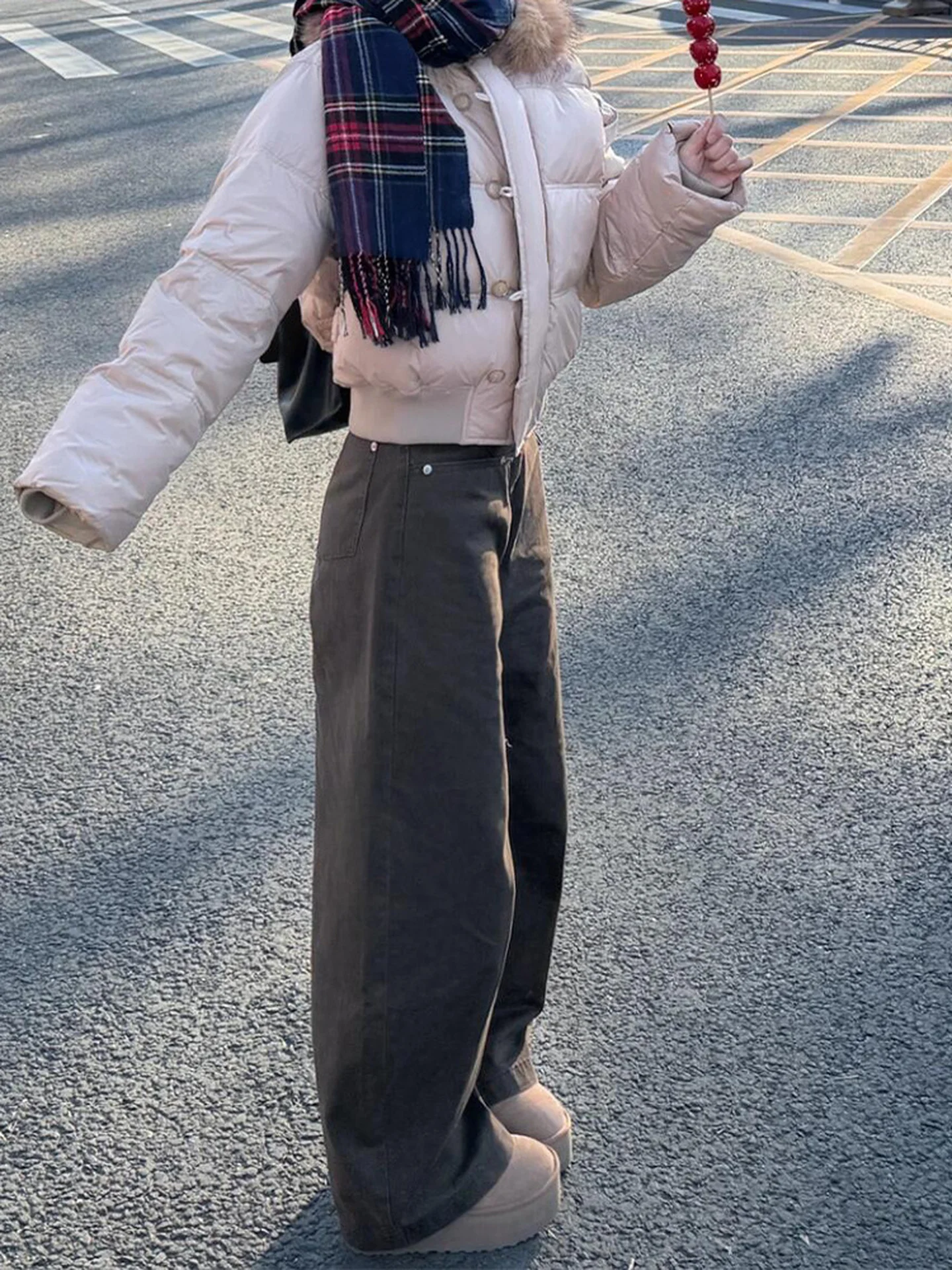 Plus size americano retro café cor denim calças femininas outono inverno novo sle emagrecimento cintura alta perna larga jeans