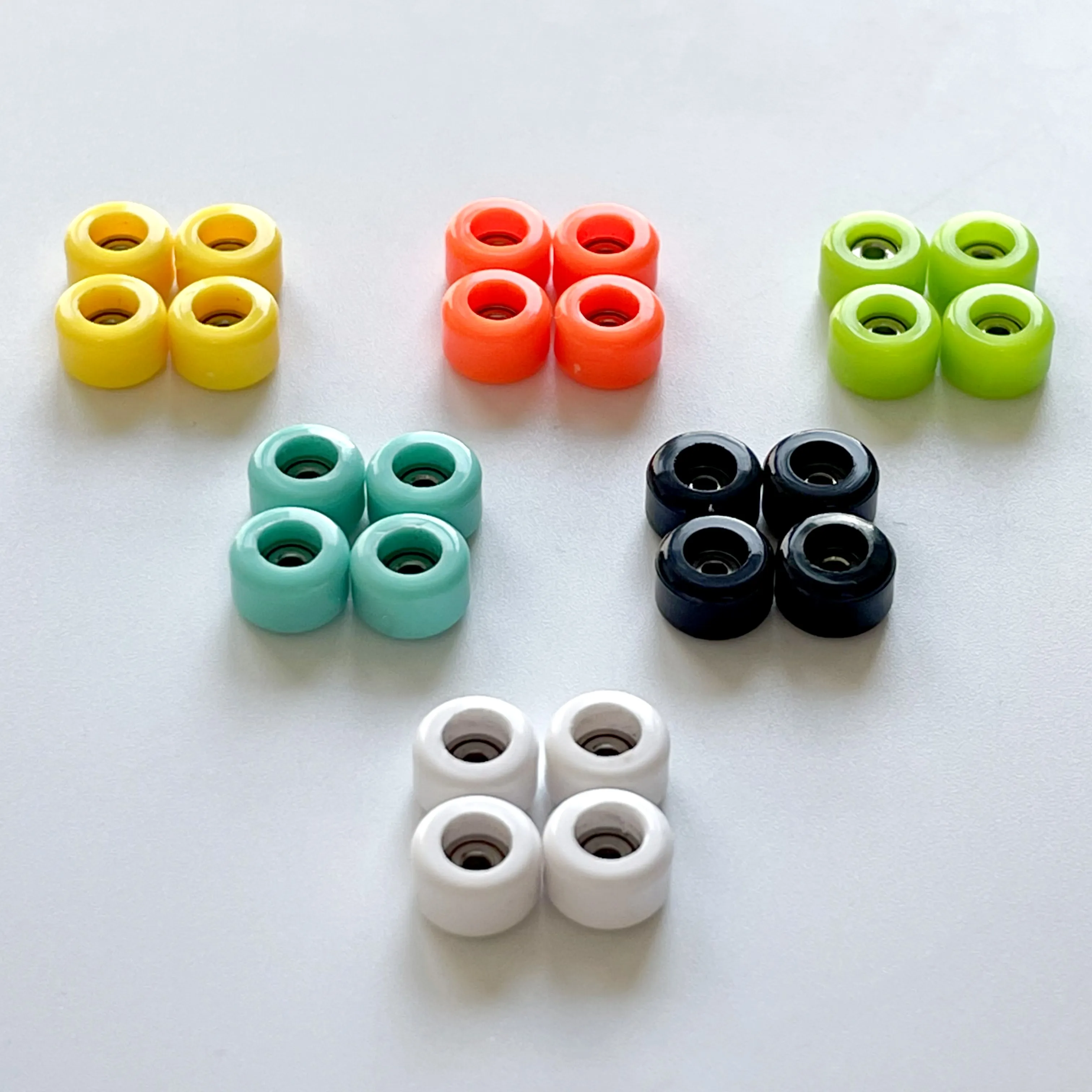 Fingerboard Wheels with Bearing for Finger Skateboard Toys