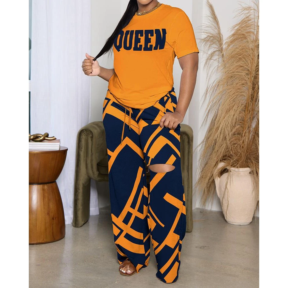 

Women's Queen Letter Geometric Print Casual Top and Cutout Pants Set Short Sleeve Oversized Suit Sets Summer Cloth New