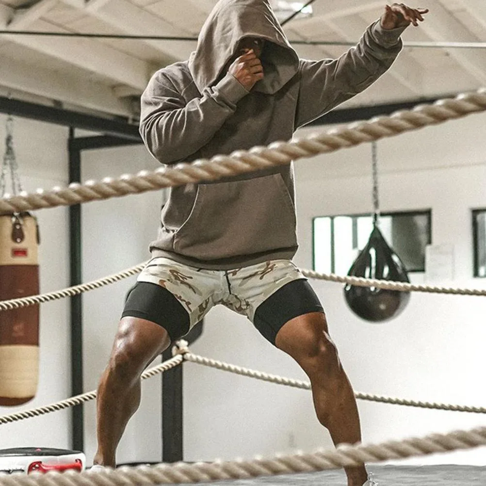 شورت رياضي مموه كاكي M للرجال يسمح بمرور الهواء مع جيوب وحبل قابل للتعديل لتشغيل ممارسة السباحة