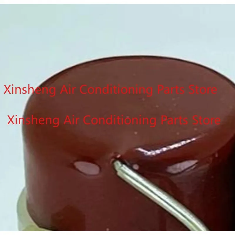Suitable for Hisense Hitachi air conditioner capacitor 17B41615B 17B43207A P29549 P-4033