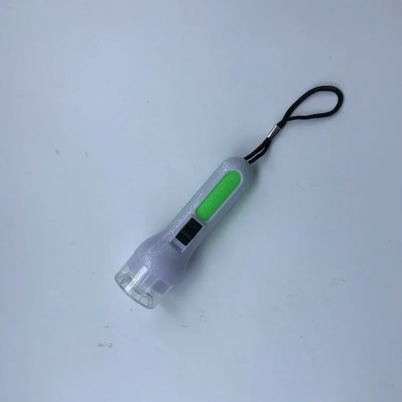 Portable LED Batter Flashlight Keychian Plastic Children\'s Mini Flashlight for Festival Birthday Gift Small Flashlight Keychain